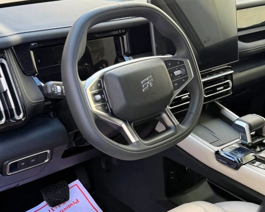 Jetour T1 салон 2026