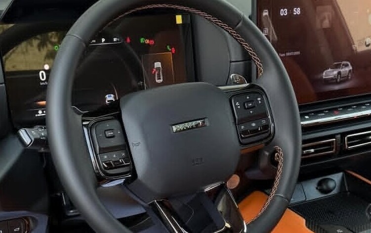 Haval H7 сравнение с Geely Monjaro