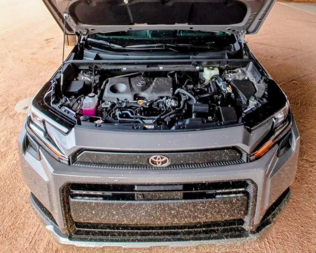 Toyota RAV4 2026 двигатель фото