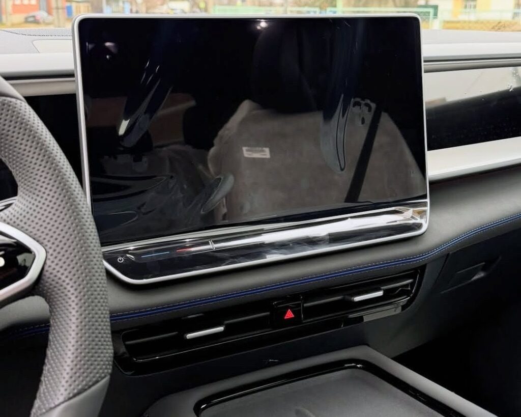 Volkswagen Teramont Pro дисплей 2026